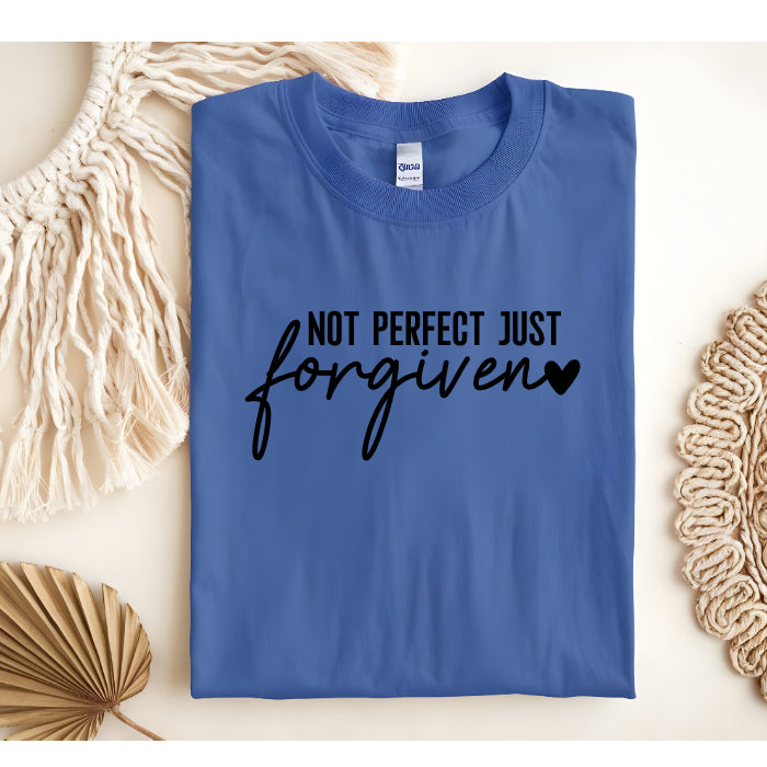 T-skjorte "Not Perfect Just Forgiven" v2