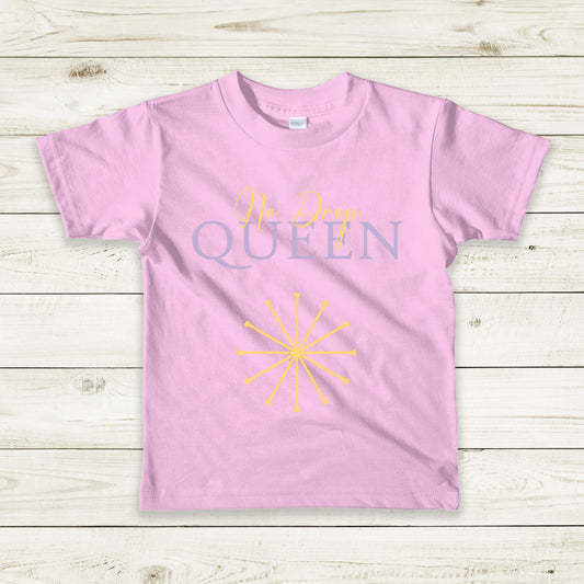 Barnestørrelser T-skjorte "No Drop Queen"