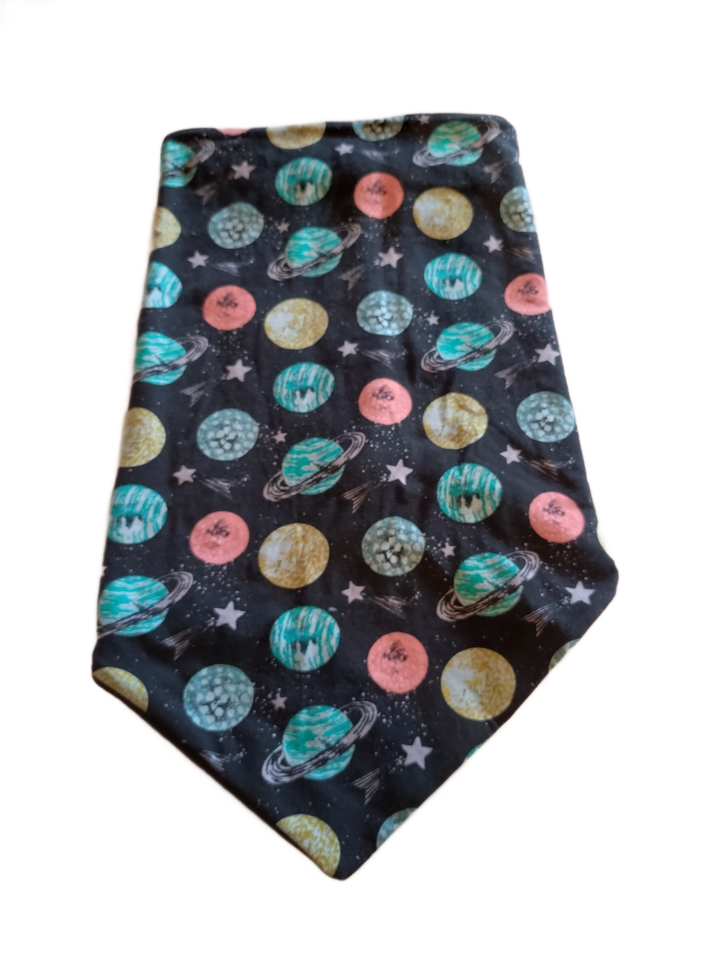 Planet-halsbuff med sort fleecefor. Størrelse 146-158 (11-13år).